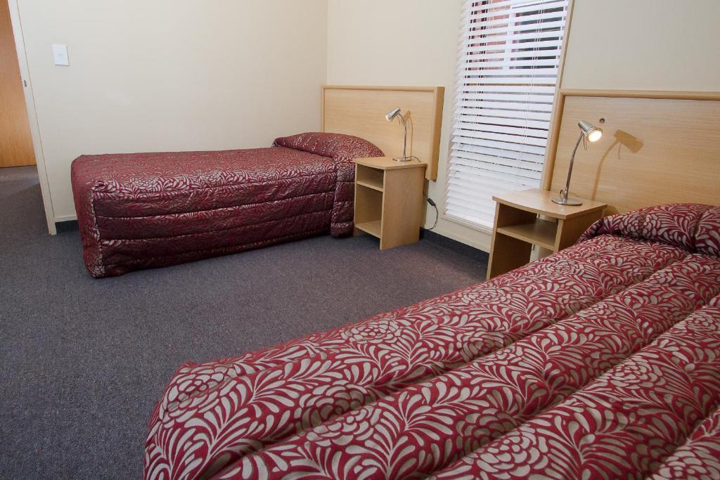 Alhambra Oaks Motor Lodge Dunedin Quarto foto