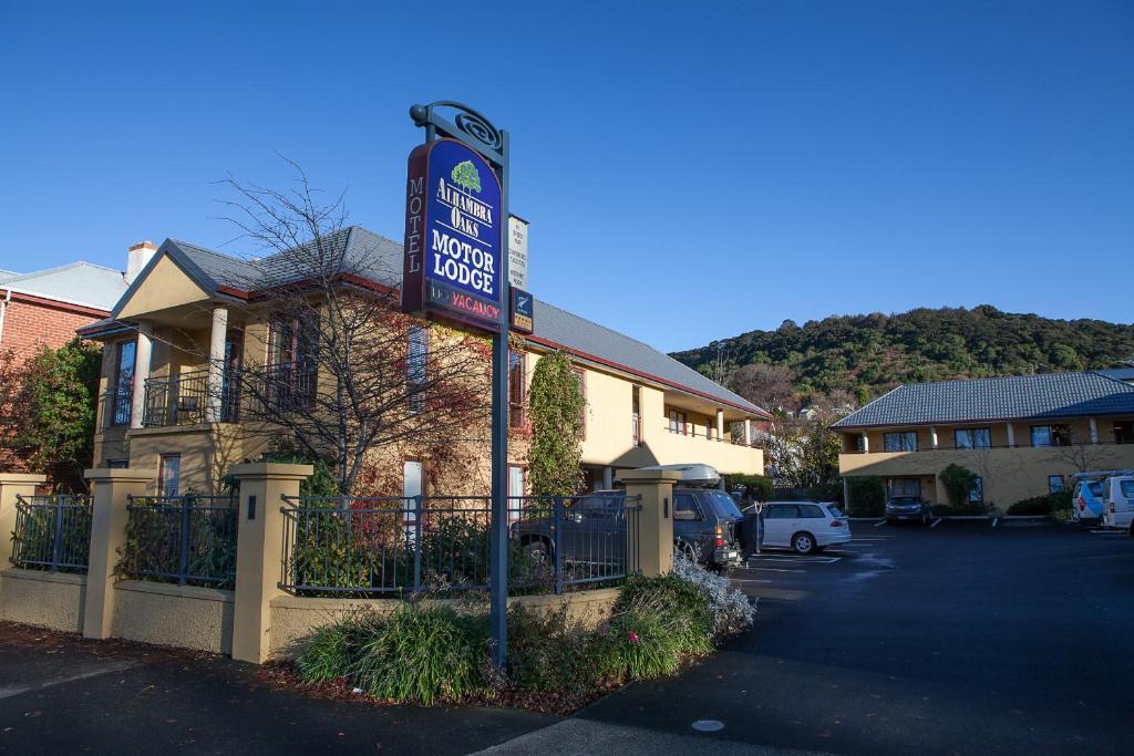 Alhambra Oaks Motor Lodge Dunedin Exterior foto